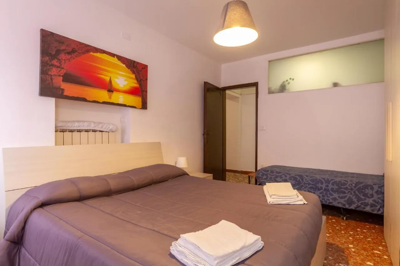 Ai Tre Archi Apartment Venice